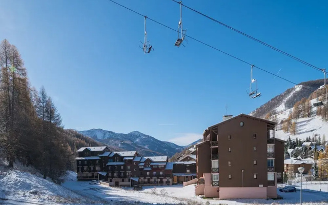 Apartment in Allos With Mountain Views