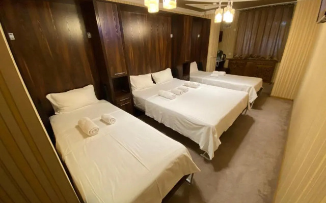 Budget Hostel