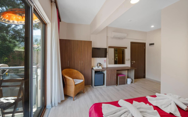 Eden Pyara Hotel Turunc