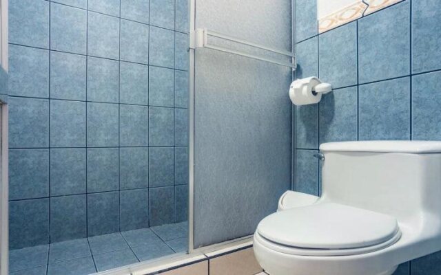 Prado Inn & Suites