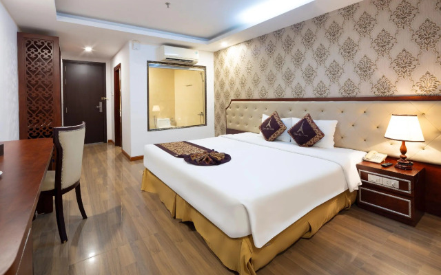 Paris Nha Trang Hotel & Apartment