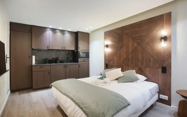 Sublim and New Studio Moulin Rouge