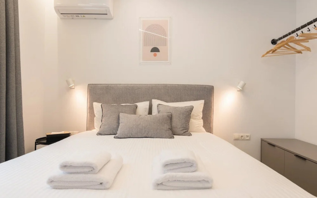 Athens Theatrou Apartments