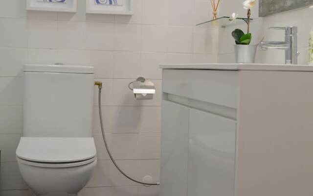 Cozy Apartment in Estoril