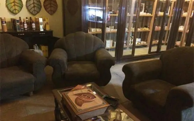 Hotel E Colonial