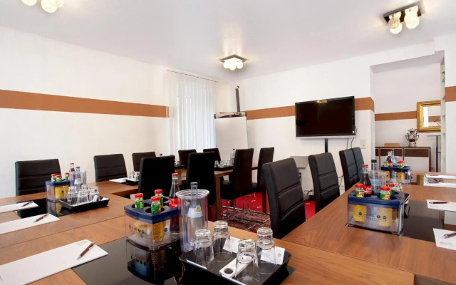 Hotel Burgschmiet