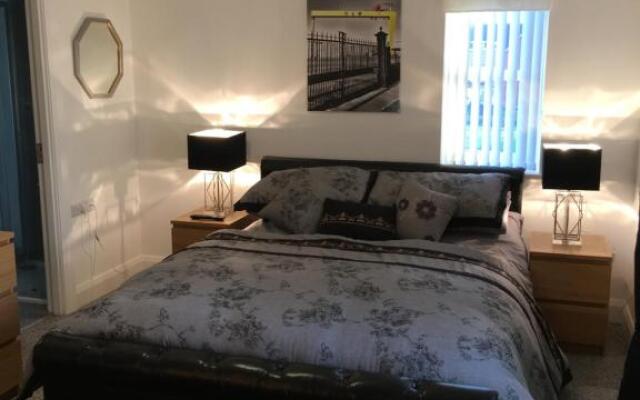 The Grove, Portrush (Sleeps 14) 6 bedrooms.