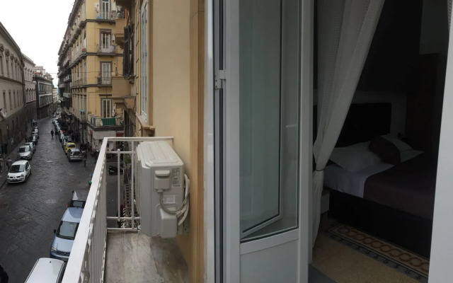 MB95 Mezzocannone Luxurious B&B