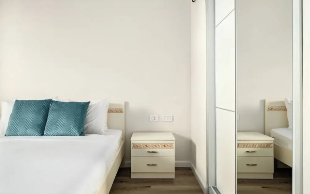 Netanya Beach Pool Studio by Sea N' Rent