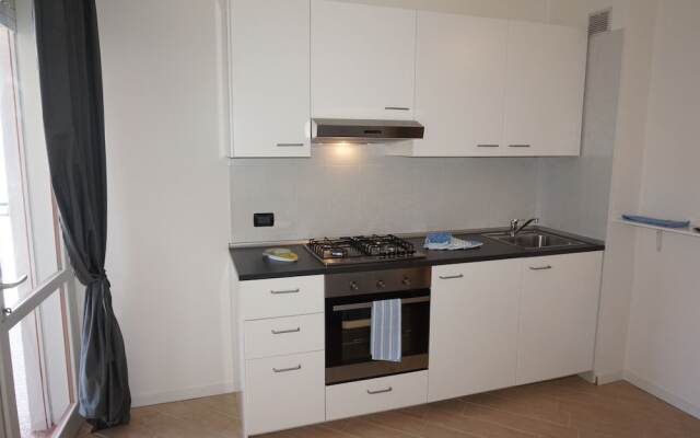 Beautiful Studio With sea View by Beahost Rentals