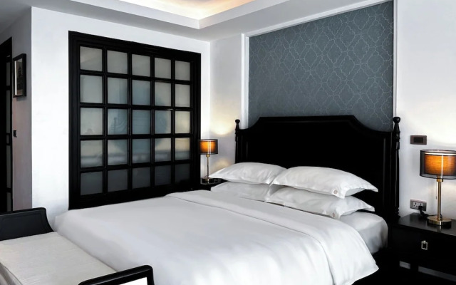 Glory Boutique Suite