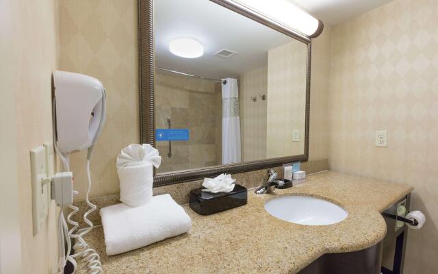 Hampton Inn Suites Jacksonville Airport