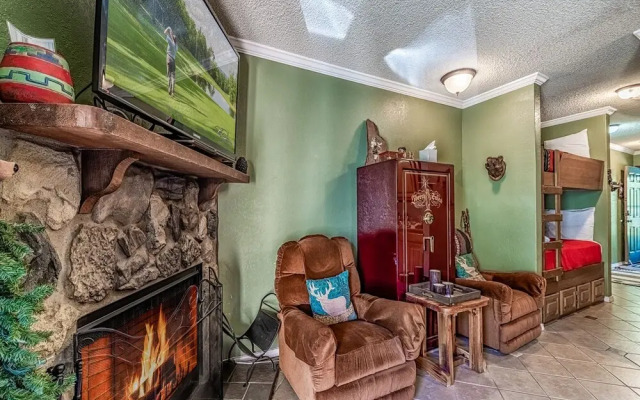 Canyon Creek Lodge 218