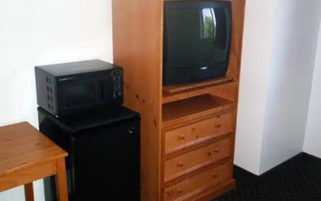 TLC Inn