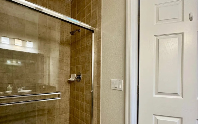 Tuscana Paradise 3BR Condo Near Disney Parks