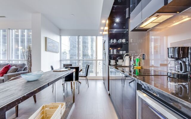 Beautifully Designed 2BR Suite Financial District