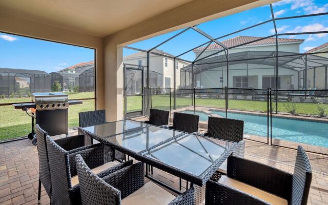 5 Bed 5 Ba Solterra Villa with Pool & Spa