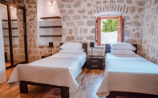 GuestHouse Mrshe Palace
