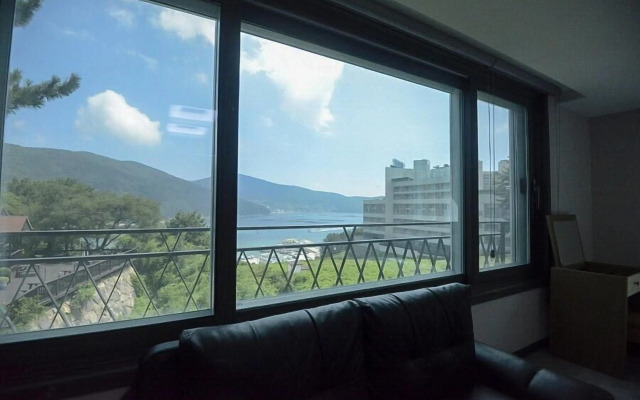 Geoje Wahyunbeach Pension