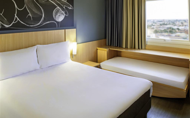 Ibis Imperatriz