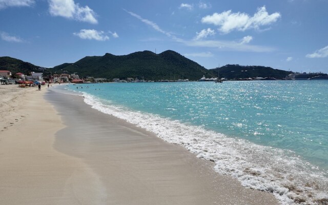 Charming 1-bed Studio in Simpson Bay - Beacon Hill