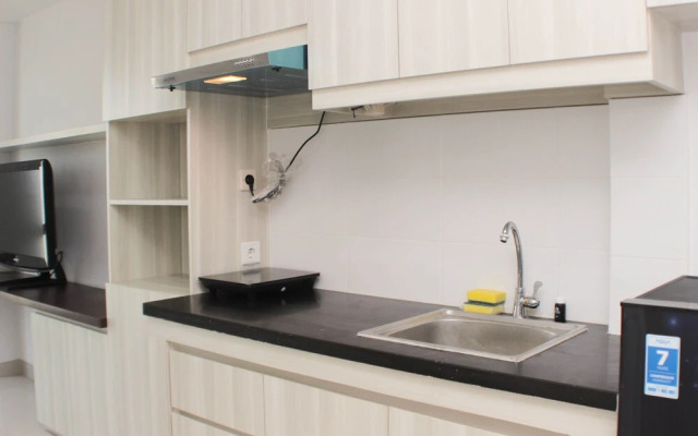 Spacious And Elegant Studio Azalea Suites Apartment