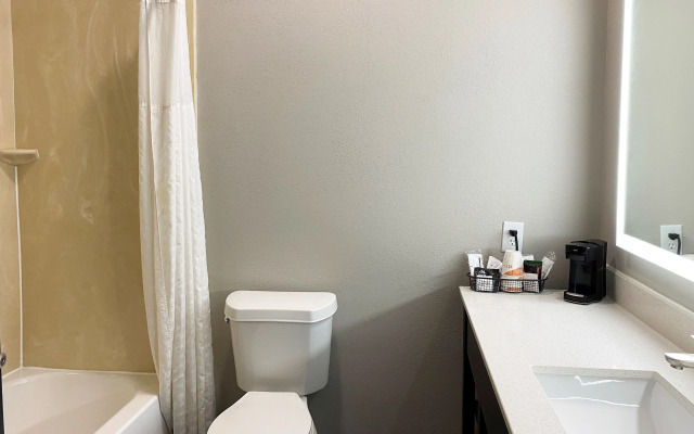 Wingate by Wyndham Biloxi/Ocean Springs