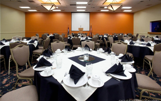 Ramada Plaza by Wyndham Sheridan Hotel & Convention Center