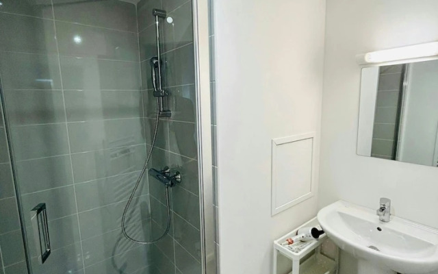 We Live In R - Suite 204