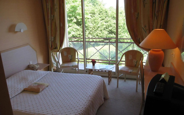 Logis Auberge Saint Thégonnec & son Restaurant