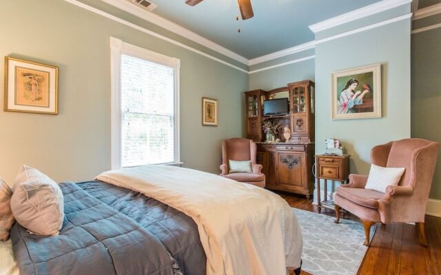 The Social Goat Bed and Breakfast