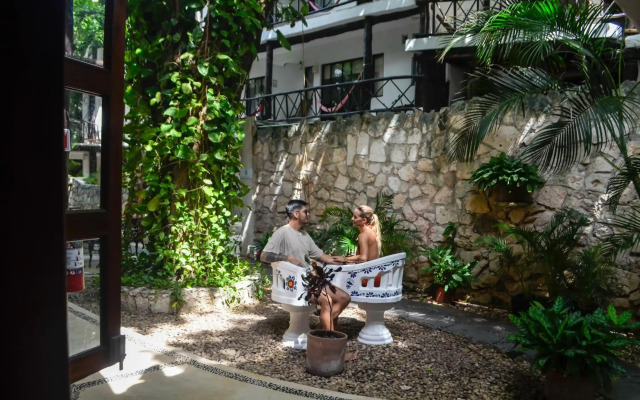 Siesta Fiesta Hotel