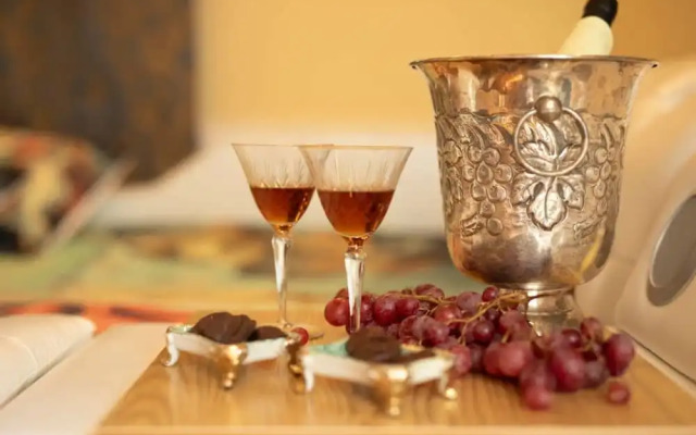 Pegasus Luxury Suite - Medousia Spa Luxury Escape