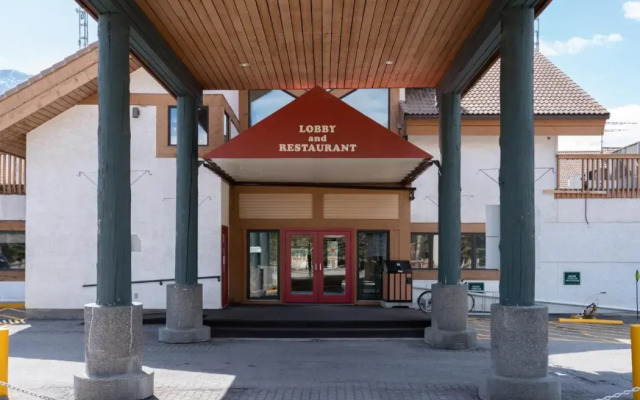 Banff Rocky Mountain Resort