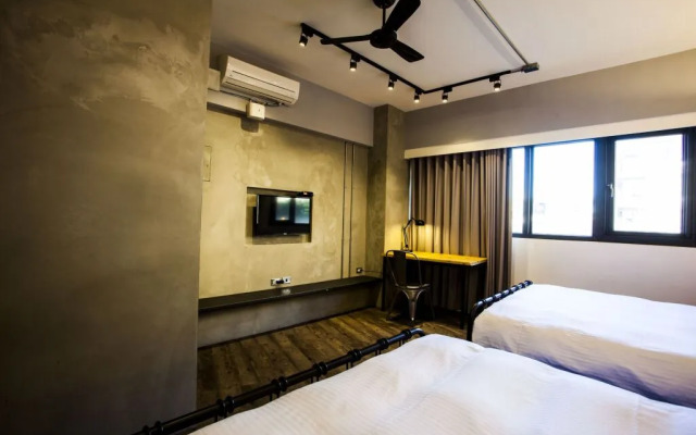 Taichung Loft Hostel - Yizhong