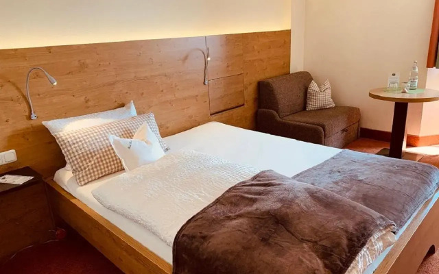 Isar Hotel
