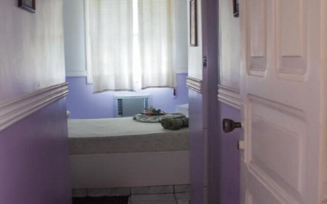 Marinus Hotel
