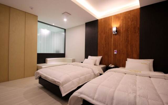Gimhae Eobangdong Arietty Hotel A