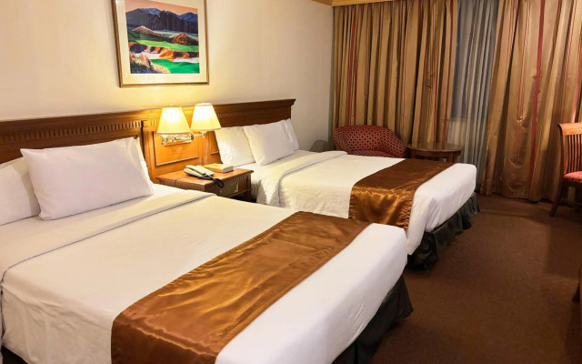Tiara Oriental Hotel