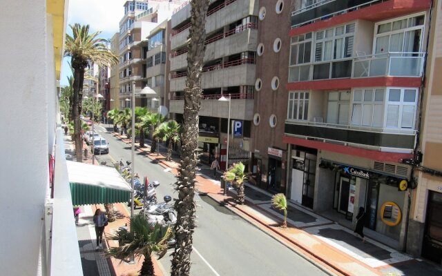 Apartamento Canteras vista mar lateral