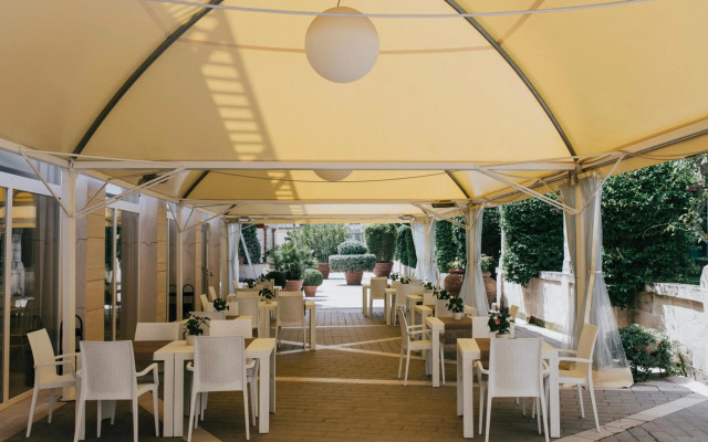 Hotel Del Campo