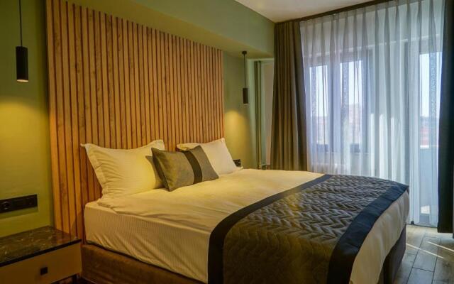 Polek Hotel