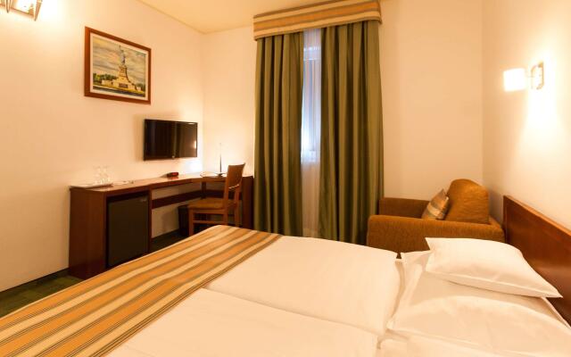 Best Western Airport Hotel Stella