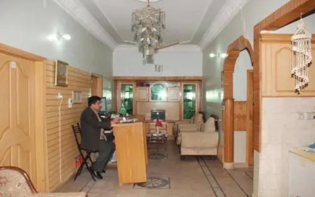 Karachi Motel
