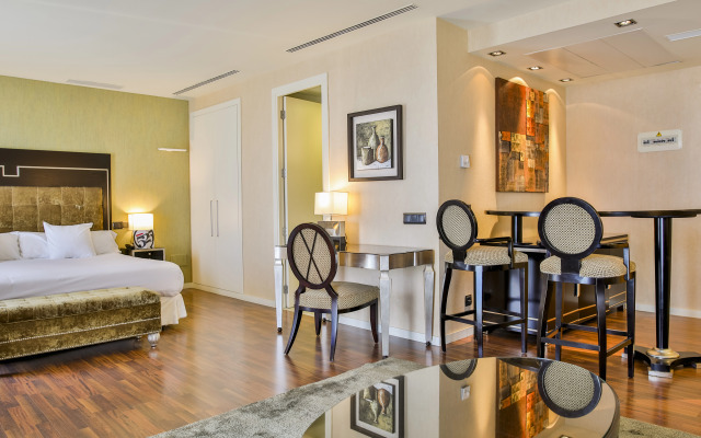 Hotel 525