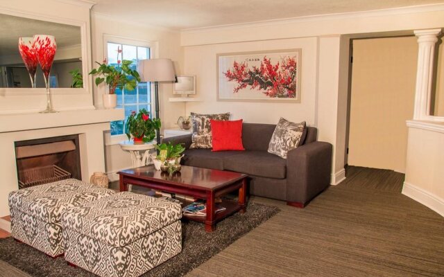 Milkwood Manor on Sea Hotel