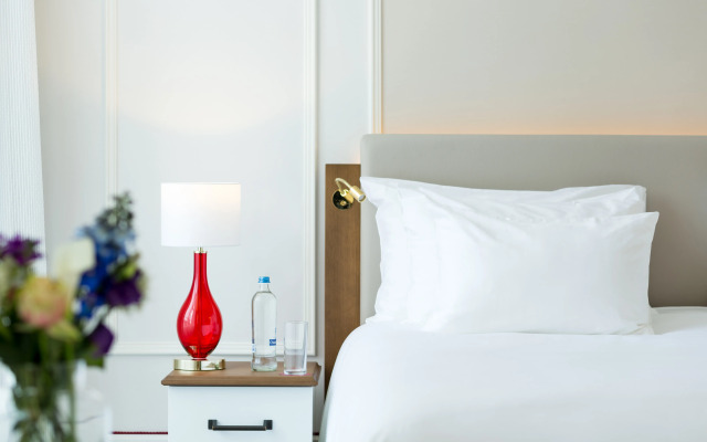 Tivoli Doelen Amsterdam Hotel