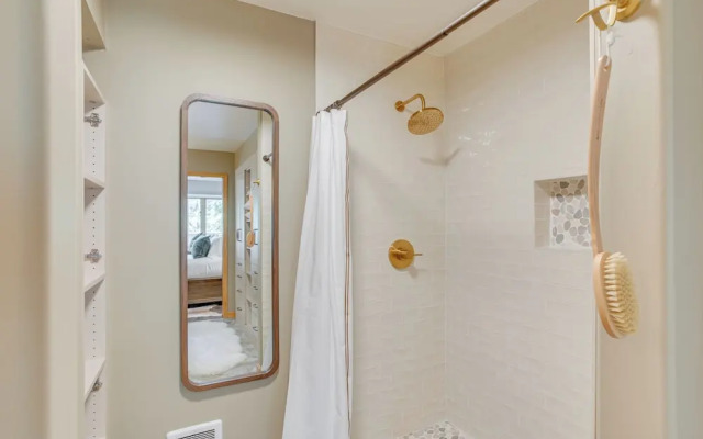 Walk to Beaver Creek Village: Cozy Condo!