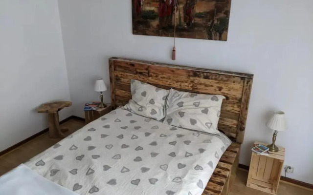 Rustic room 15 mins from Brussels