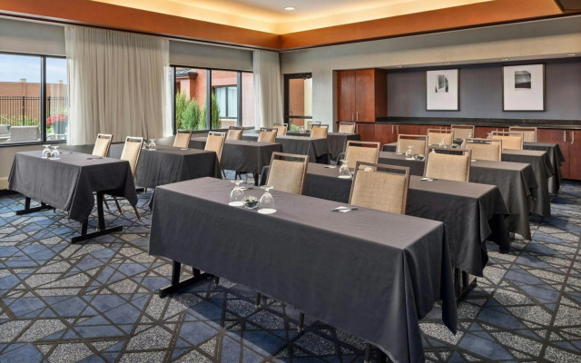 Courtyard Minneapolis St. Paul/Roseville by Marriott